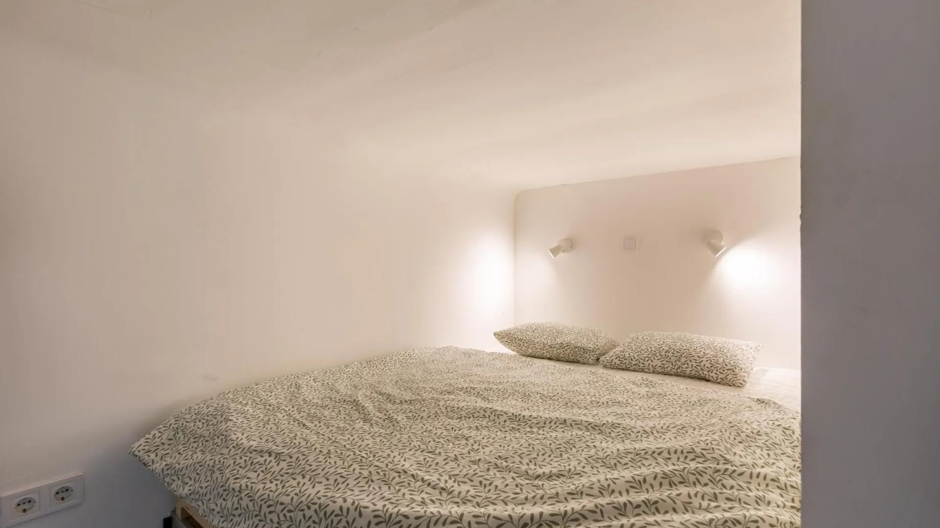 V60 Voeroesmarty Apartment Budapest 0*,  Hungary